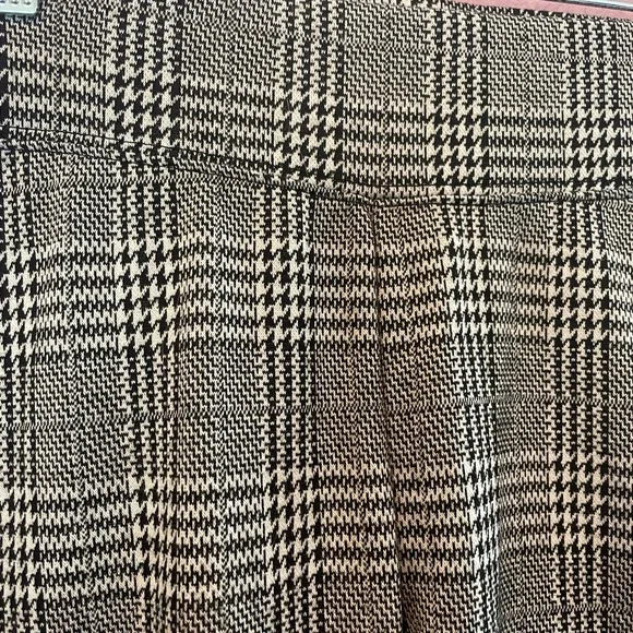 Aeropostale Women's Plaid Leggings - Black and Gray - Picture 2 of 4